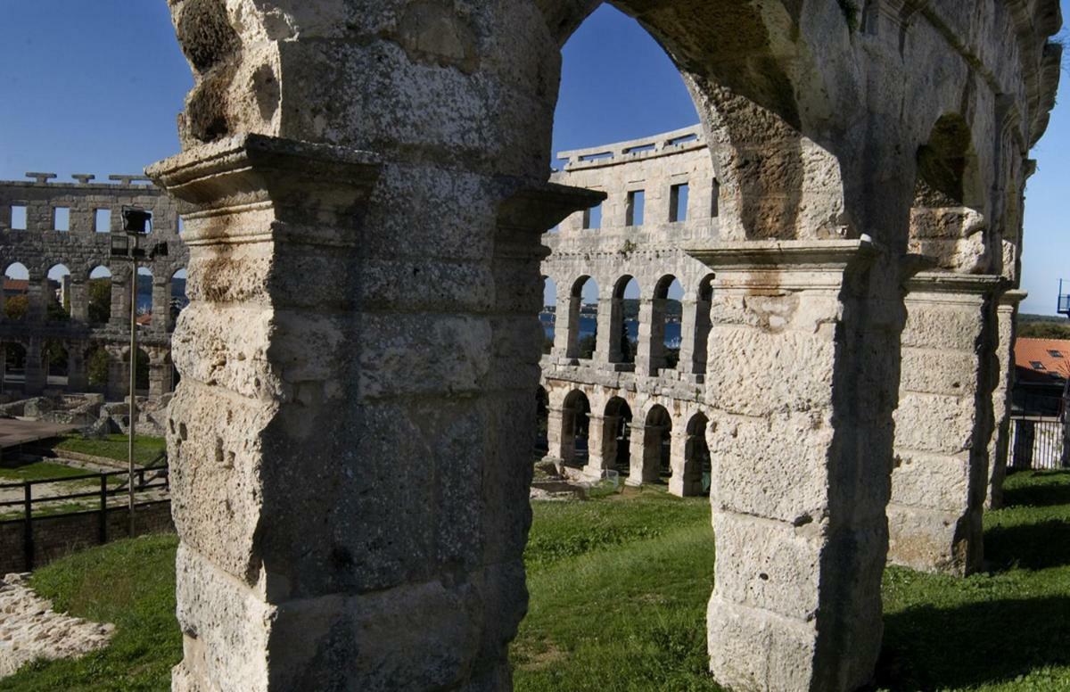 Villa Doric Pula Exterior foto